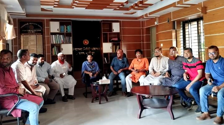রামগঞ্জে বিএনপি ও জামায়াতের নেতাদের সাথে ইউএনও’র মতবিনিময় রামগঞ্জে বিএনপি ও জামায়াতের নেতাদের সাথে ইউএনও’র মতবিনিময়