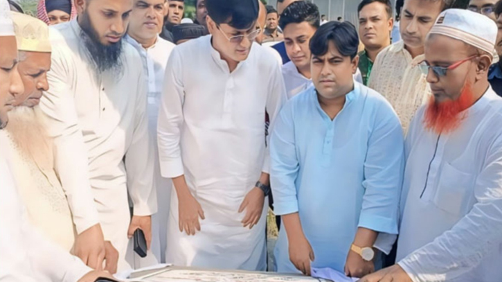 আশুলিয়ায় উন্মুক্ত কবরস্থানের উদ্বোধন আশুলিয়ায় উন্মুক্ত কবরস্থানের উদ্বোধন