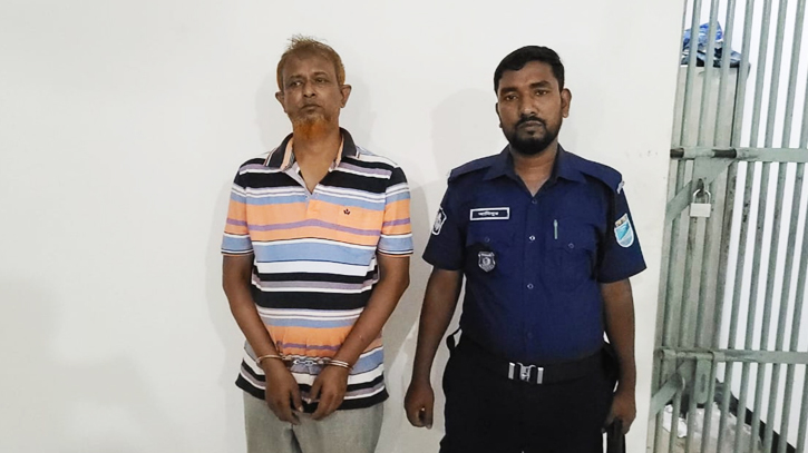 আশুলিয়ায় ৭ বছরের শিশুকে জোরপূর্বক ধর্ষণ, গ্রেপ্তার ১ আশুলিয়ায় ৭ বছরের শিশুকে জোরপূর্বক ধর্ষণ, গ্রেপ্তার ১