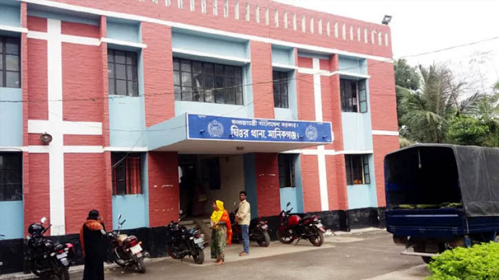 মানিকগঞ্জে বৃদ্ধাকে জবাই করে হত্যা মানিকগঞ্জে বৃদ্ধাকে জবাই করে হত্যা