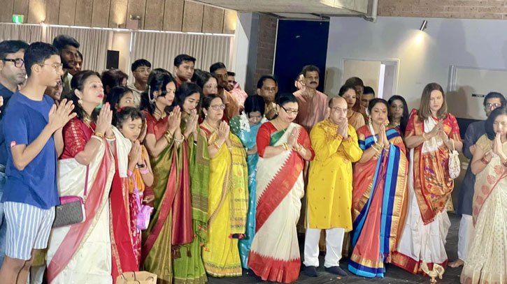 সিডনিতে সার্বজনীন দূর্গা পূজা উদযাপন সিডনিতে সার্বজনীন দূর্গা পূজা উদযাপন