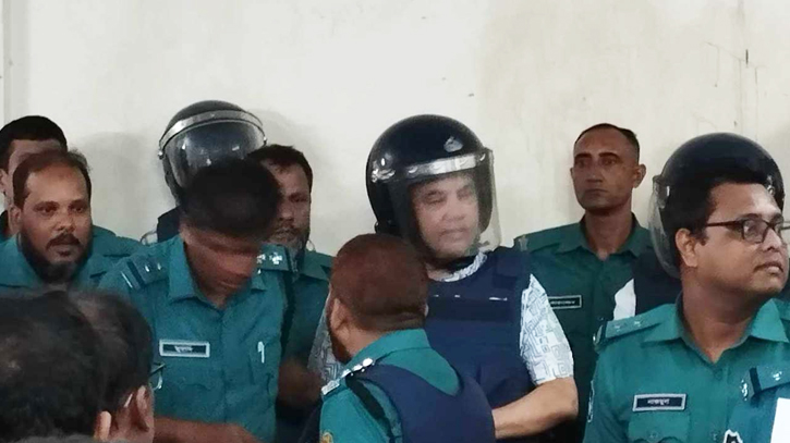 ছয় মামলায় সাবেক মন্ত্রী সাবের হোসেনের জামিন ছয় মামলায় সাবেক মন্ত্রী সাবের হোসেনের জামিন