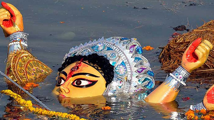 প্রতিমা বিসর্জন আজ প্রতিমা বিসর্জন আজ