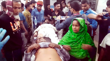 নড়াইলে ইউনিয়ন বিএনপি অফিসে বোমা হামলায় ৩ নেতাকর্মী আহত, একজনের অবস্থা গুরুতর