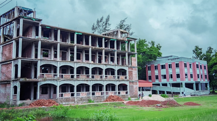 হাতিয়ায় শিক্ষকের বিরুদ্ধে মার্কশীট, প্রশংসাপত্র প্রদানে অর্থ আদায়ের অভিযোগ হাতিয়ায় শিক্ষকের বিরুদ্ধে মার্কশীট, প্রশংসাপত্র প্রদানে অর্থ আদায়ের অভিযোগ