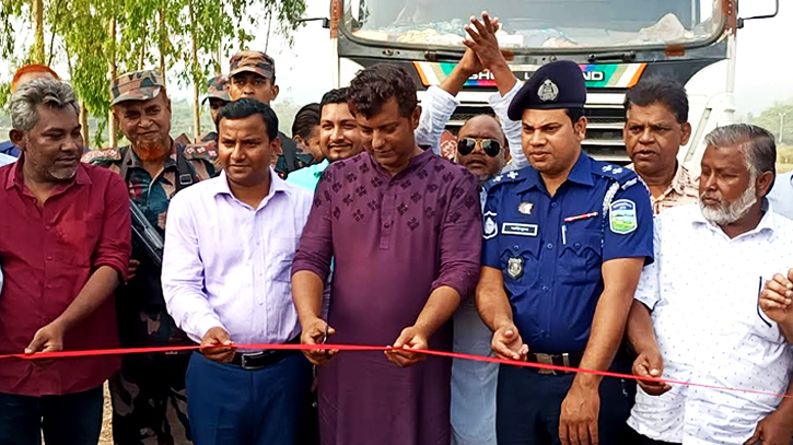 ময়মনসিংহের হালুয়াঘাট দিয়ে আবারো শুরু কয়লা আমদানি