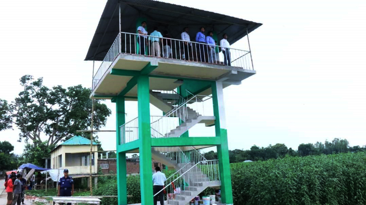 নাটোরের নলডাঙ্গায় হালতি বিলে যুক্ত হলো ওয়াচ টাওয়ার নাটোরের নলডাঙ্গায় হালতি বিলে যুক্ত হলো ওয়াচ টাওয়ার