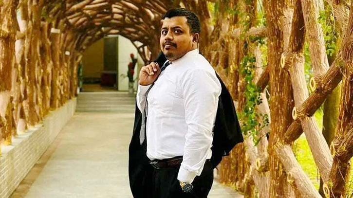 শিক্ষার্থীকে গুলি করা শিক্ষকের বিরুদ্ধে মামলা, পিস্তলটি অবৈধ