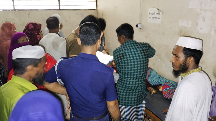 হাতিয়ায় অটোরিকশার ধাক্কায় মাদ্রাসা ছাত্রের মৃত্যু হাতিয়ায় অটোরিকশার ধাক্কায় মাদ্রাসা ছাত্রের মৃত্যু