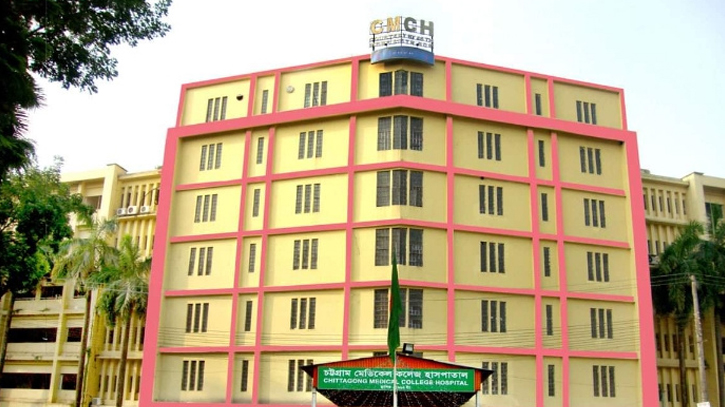 রাঙামাটিতে সড়ক দুর্ঘটনায় নিহত ২, আহত ১৫ রাঙামাটিতে সড়ক দুর্ঘটনায় নিহত ২, আহত ১৫