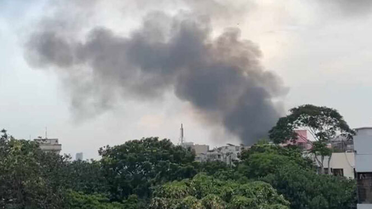 সেতু ভবনে আগুন সেতু ভবনে আগুন