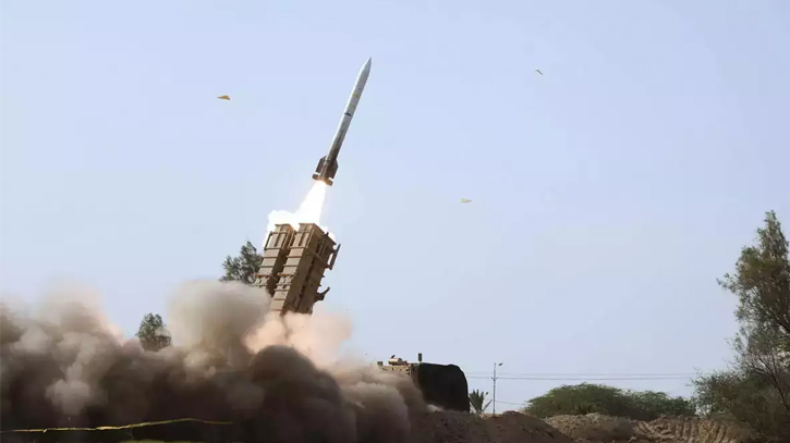 At least 9 Iranian missiles hit 2 targeted Israeli airbases