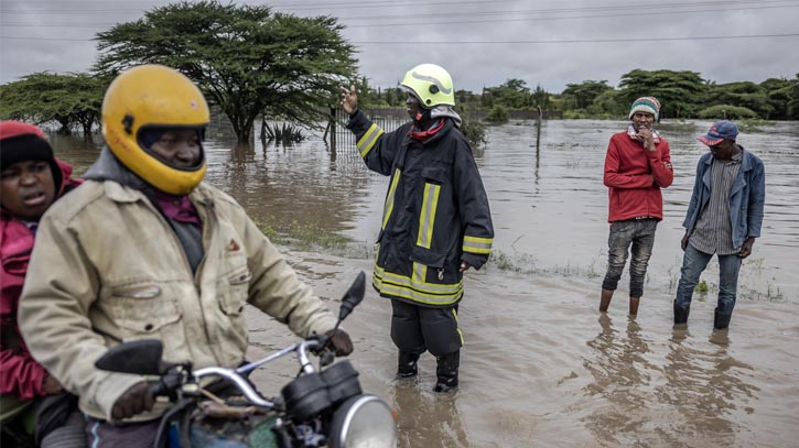 Flood-hit Kenya and Tanzania on alert as cyclone