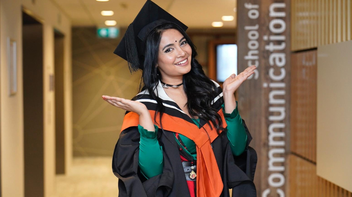 ‘Flag Girl’ Priota Iftekhar gets achievement in Sydney’s UTS ‘Flag Girl’ Priota Iftekhar gets achievement in Sydney’s UTS