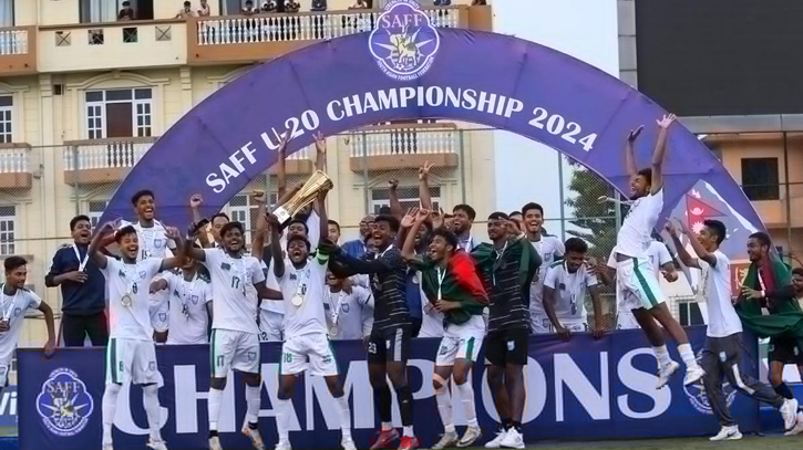 Bangladesh makes history, crushes Nepal to win SAFF championship Bangladesh makes history, crushes Nepal to win SAFF championship