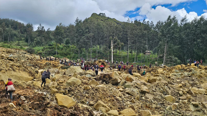 Death toll from landslide in Papua New Guinea rises to 300 Death toll from landslide in Papua New Guinea rises to 300