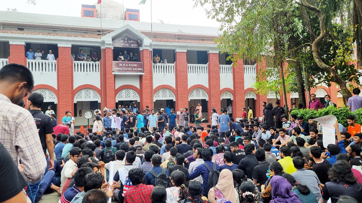 BUET students issued ultimatum for expulsion of 6 BUET students issued ultimatum for expulsion of 6