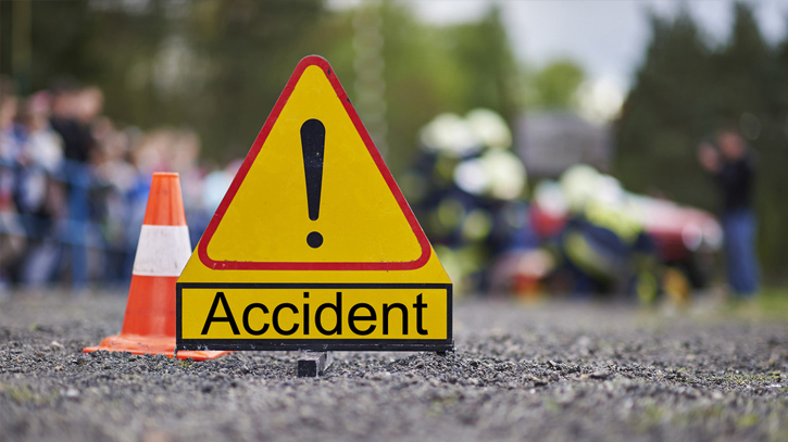 Minor boy killed in Dhaka road crash