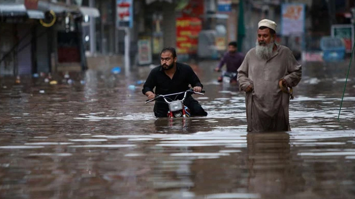 Pakistan records wettest April in more than 60 years