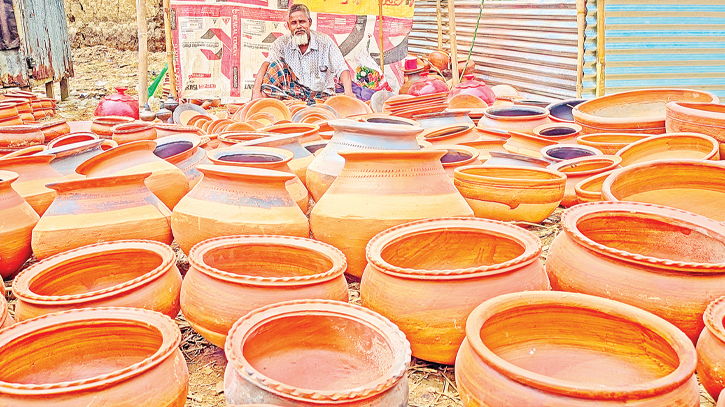 Clay artisans in Gaibandha fight to preserve tradition