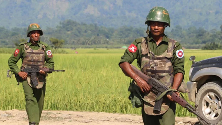 Videos reveal Rohingya people trained by Myanmar military Videos reveal Rohingya people trained by Myanmar military