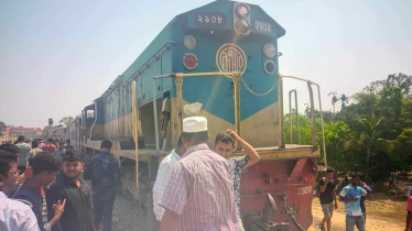 Derailment halts Chattogram-Cox’s Bazar rail link