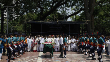 Last tributes paid to Shib Narayan Das at Shaheed Minar