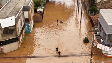 Floods in southern Brazil force 70,000 from home