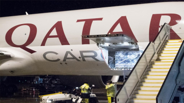 12 injured after Qatar Airways plane hits turbulence 