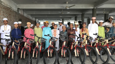 Five times prayer in mosque in Khulna Bicycle prize to 35 children and teenagers