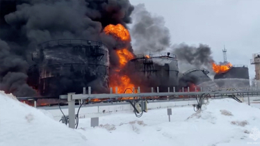 Ukraine strikes Russian energy facilities near border