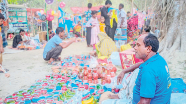 Centuries-old ‘Thakurbari Fair’ draws thousands 