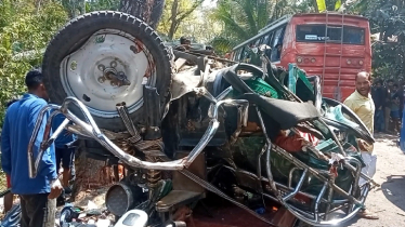 7 killed in a three-way collision in Pirojpur