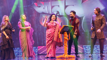 Runa Laila lights up ‘Anondo Mela’ with her performance for first time