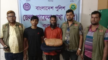 Police arrested 2 drug traders in Barguna