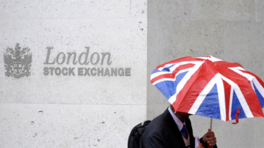 London stocks hit new record at open