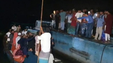 Woman dies as trawler capsizes in Meghna