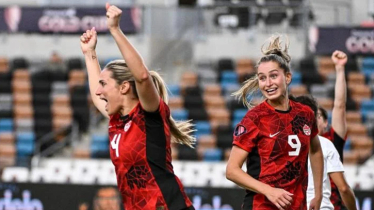Canada scrape past Costa Rica into Women’s Gold Cup semis