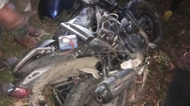 2 dead as pick-up van hits motorbikes in Sylhet