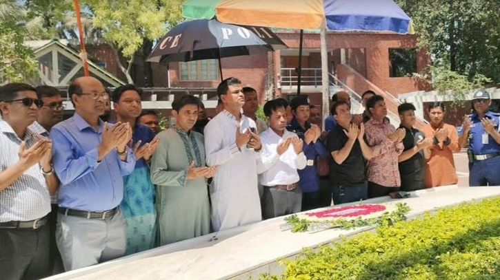 25th BCS Forum pays homage to Bangabandhu at Tungipara 25th BCS Forum pays homage to Bangabandhu at Tungipara