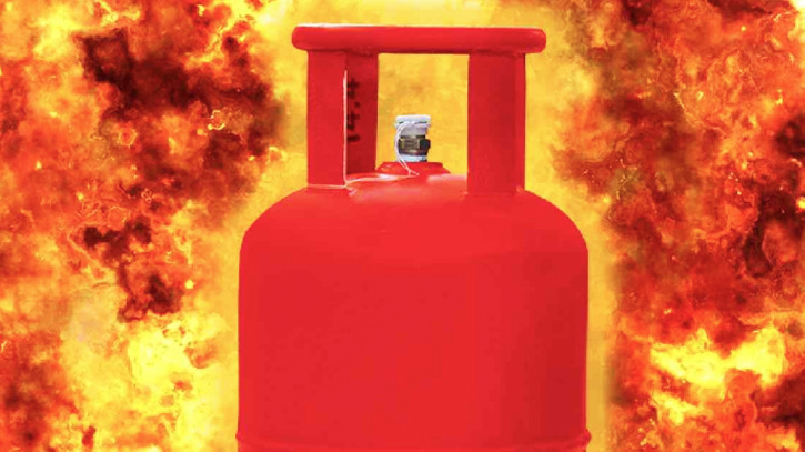 RMG worker injured in Gazipur gas cylinder blast dies