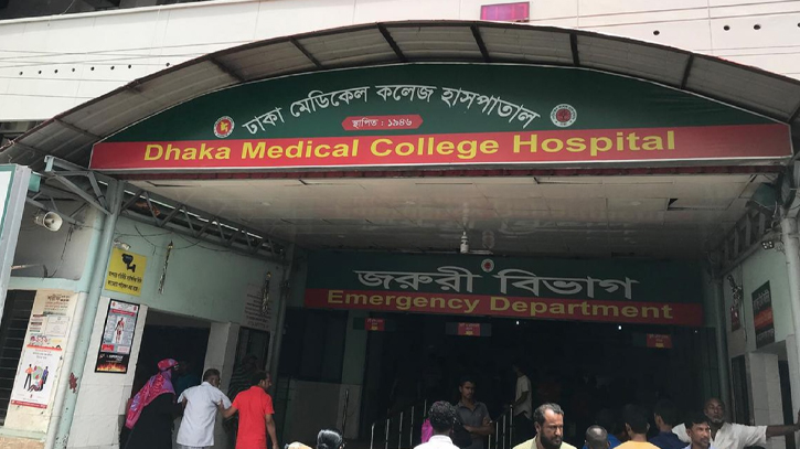 DNCC cleaner dies in Dhaka road crash DNCC cleaner dies in Dhaka road crash