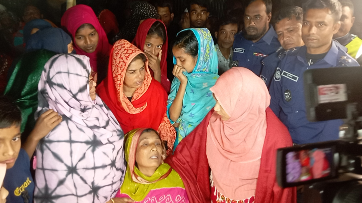 Bailey Road fire: Journalist Bristi buried in Kushtia