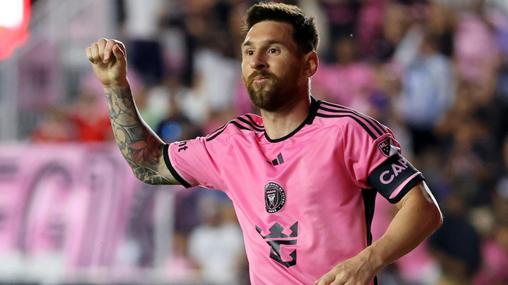 Messi double keeps Miami on top in MLS