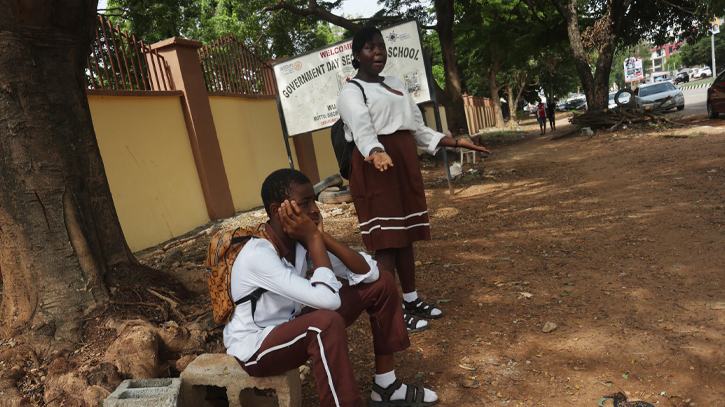 Nigeria union strike shuts power grid, schools, disrupts flights Nigeria union strike shuts power grid, schools, disrupts flights