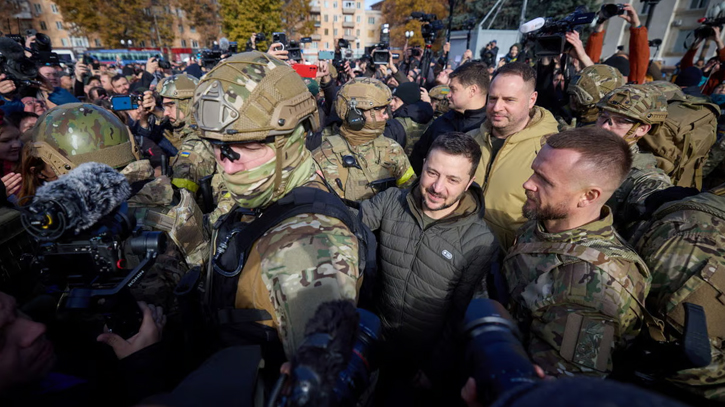 In Ukraine, soldiers and civilians shrug off Zelensky’s summit In Ukraine, soldiers and civilians shrug off Zelensky’s summit