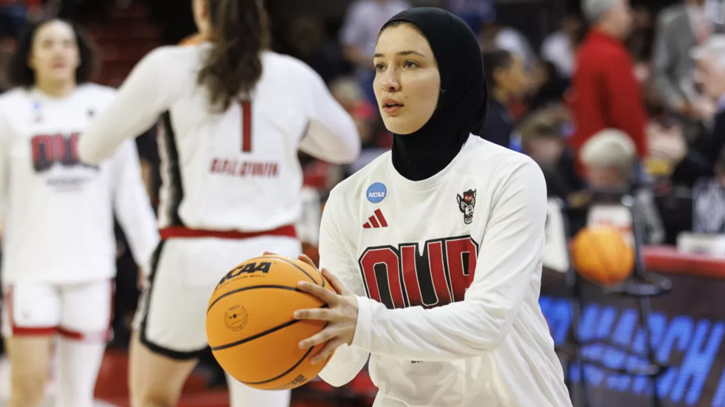 Hijab-wearing players in US college basketball hope to inspire others