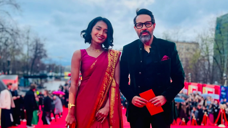 মস্কো আন্তর্জাতিক চলচ্চিত্র উৎসবের লাল গালিচায় প্রিয়াম মস্কো আন্তর্জাতিক চলচ্চিত্র উৎসবের লাল গালিচায় প্রিয়াম